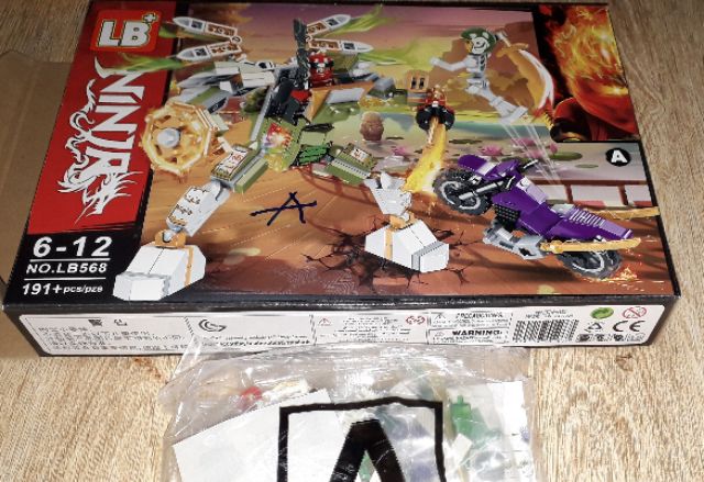 Lắp ráp 1 hộp LegoNinja xe_máy bay 568 có trên 200 chi tiết bằng nhựa ABS