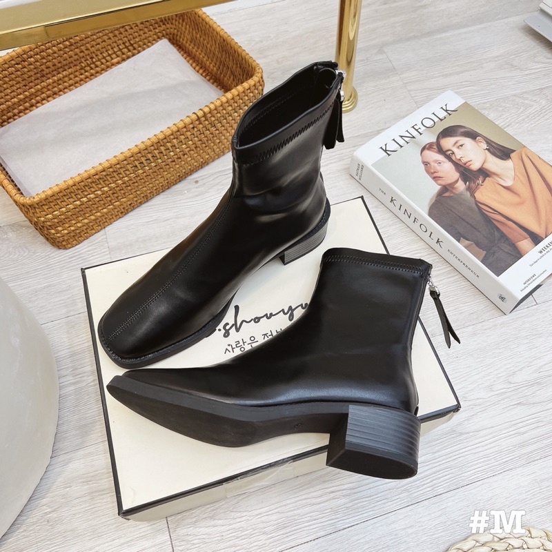 Boot lửng dáng bệt mũi tròn siêu xinh