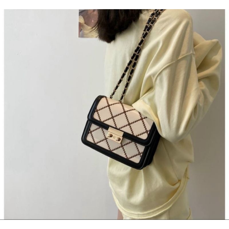 [ Bán Sỉ ] Túi Xách Nữ Đeo Chéo - Miu Trần Trám Caro Chéo - Size 22cm