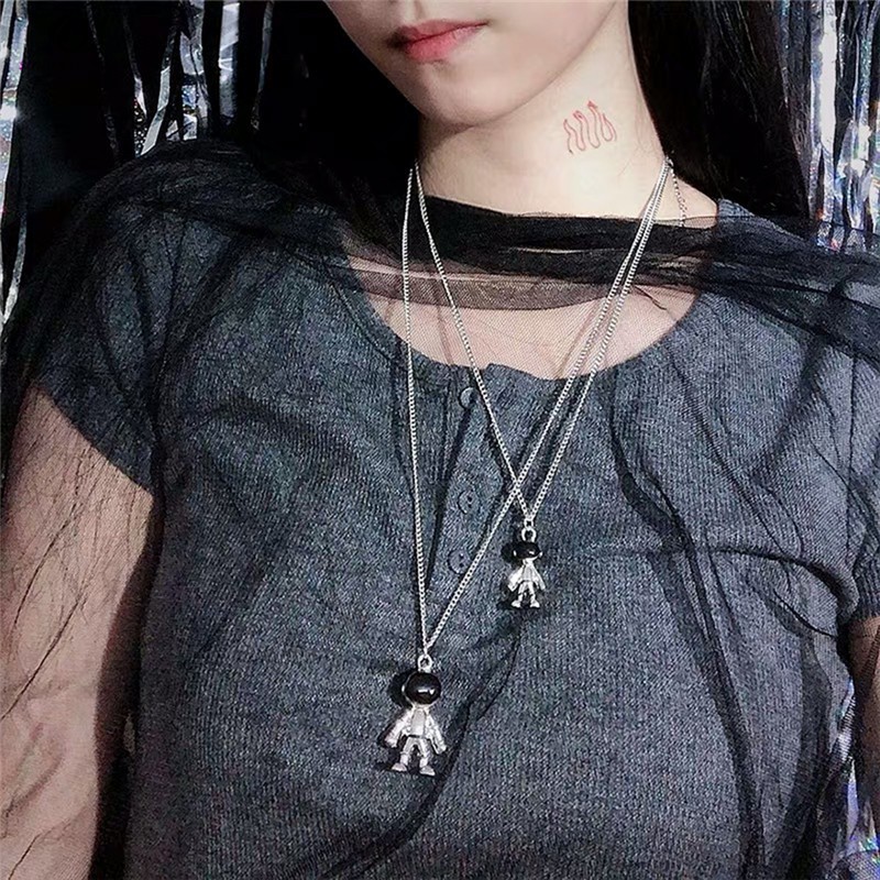 Dây chuyền hình phi hành gia thời trang hiphop dành cho nam và nữ