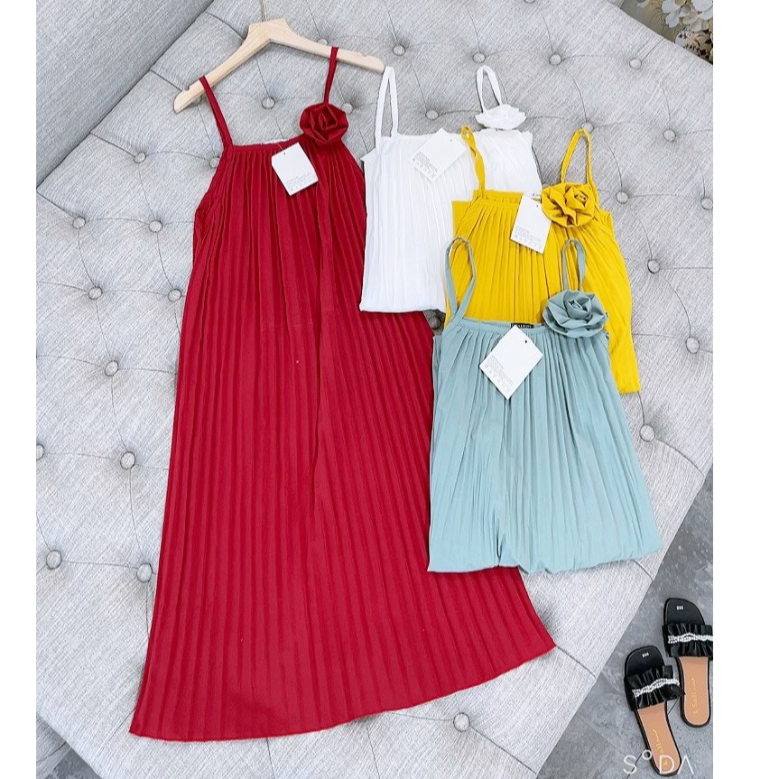 Váy Yếm Maxi 2 Dây Dập Ly Đính Hoa Siêu Xinh | BigBuy360 - bigbuy360.vn