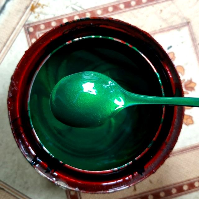 Sơn màu xanh heniken