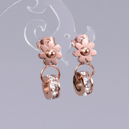 Bông Tai Hoa Cúc Tòn Ten Titan Không Đen TT 2368