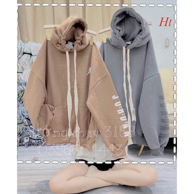 Áo hoodie nỉ cotton người cầm bóng chữ tay HT12