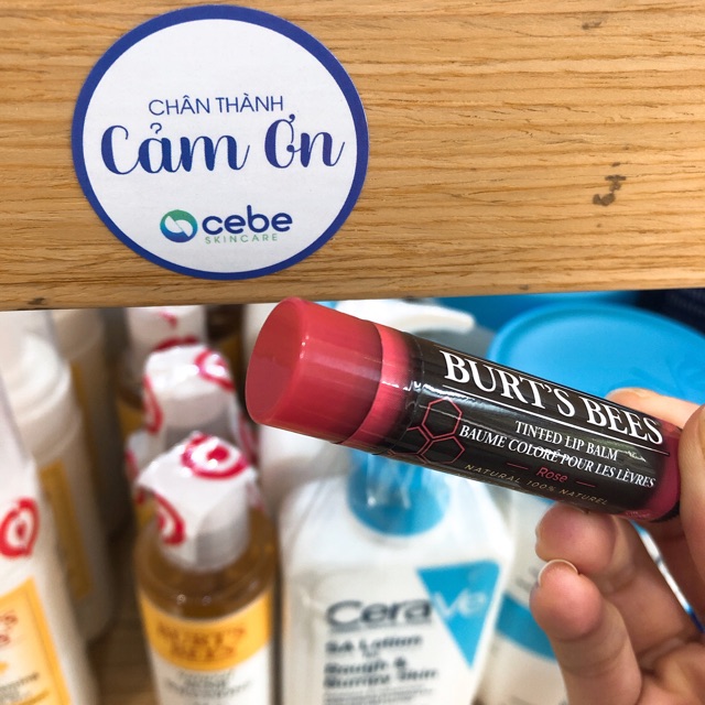 Son dưỡng có màu Burt's Bees Rose Tinted Lip Balm