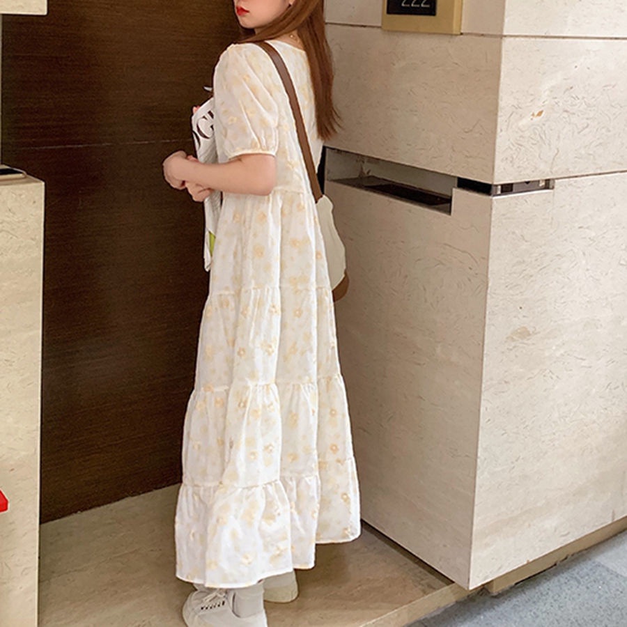 Đầm Tay Phồng Cổ Vuông Họa Tiết Hoa Phong Cách Hàn Quốc Mới