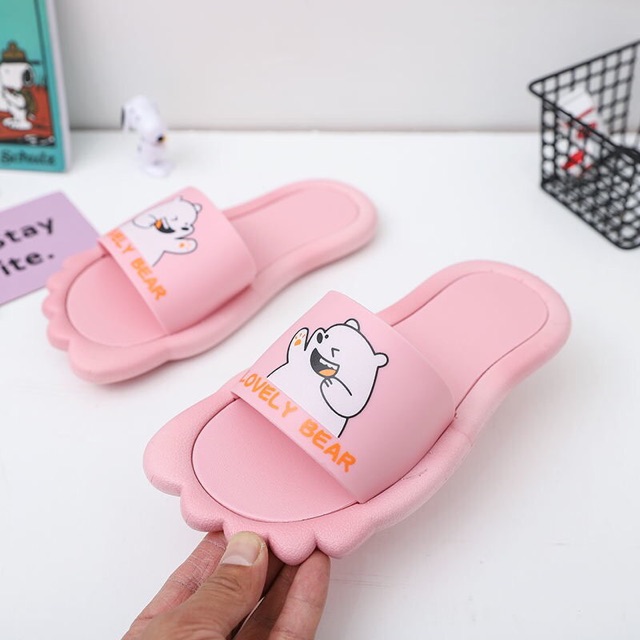 Dép bàn chân chữ lovely bear