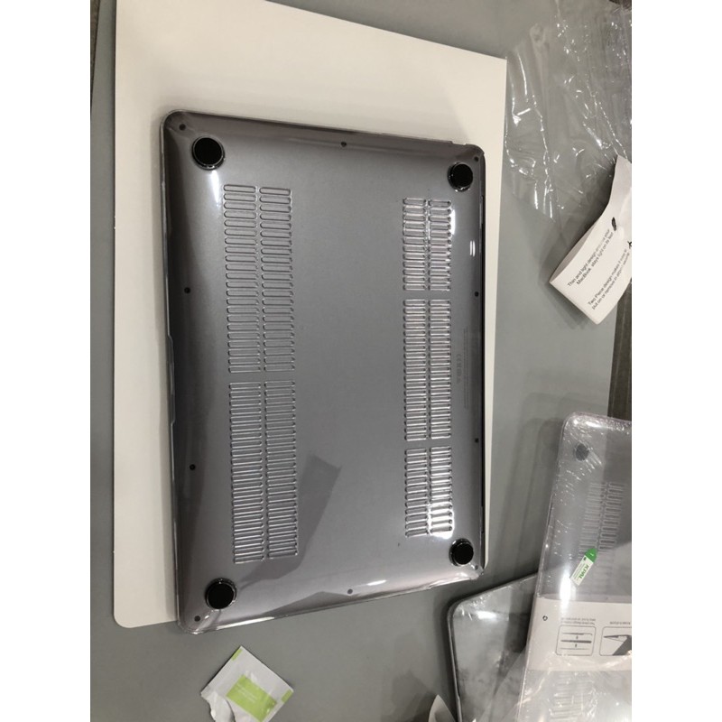 Ốp macbook air M1 13inch 2020 trong suốt | BigBuy360 - bigbuy360.vn