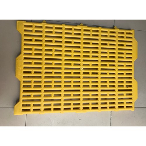 Doremiu- Sàn nhựa lót chuồng chó mèo màu vàng loại dày nặng 1,4kg/tấm size 40x55cm