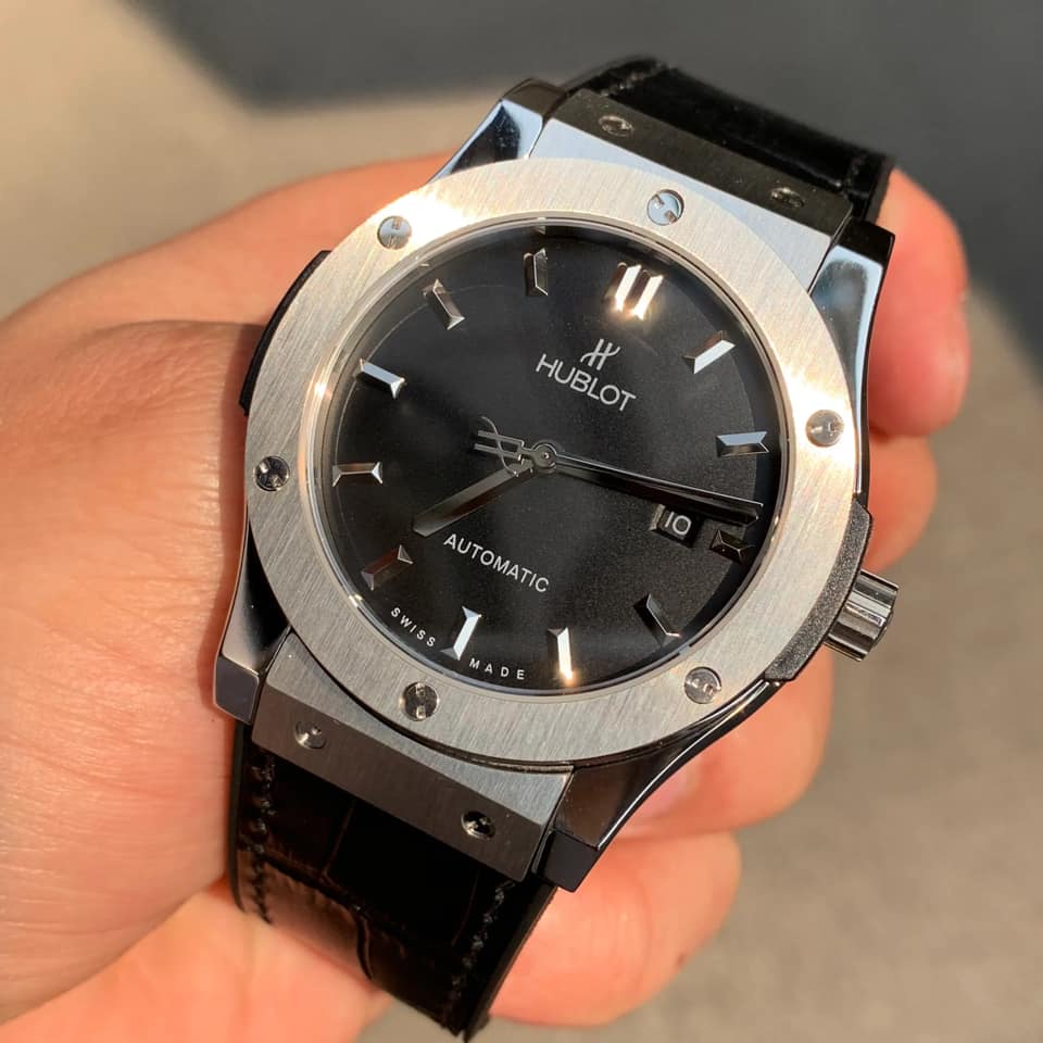 Đồng hồ Hu-blot Nam Automatic Nhật  mặt đen vỏ trắng size  42mm dây cao su bọc da | BigBuy360 - bigbuy360.vn