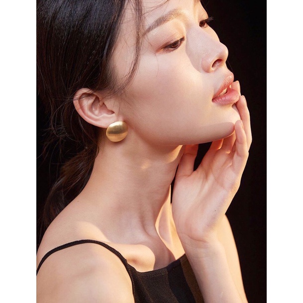 Bông tai tròn / khuyên tai tròn hót girl sang chảnh.2 màu vàng trắng