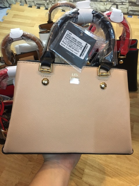 LYN JESSICA (size 24