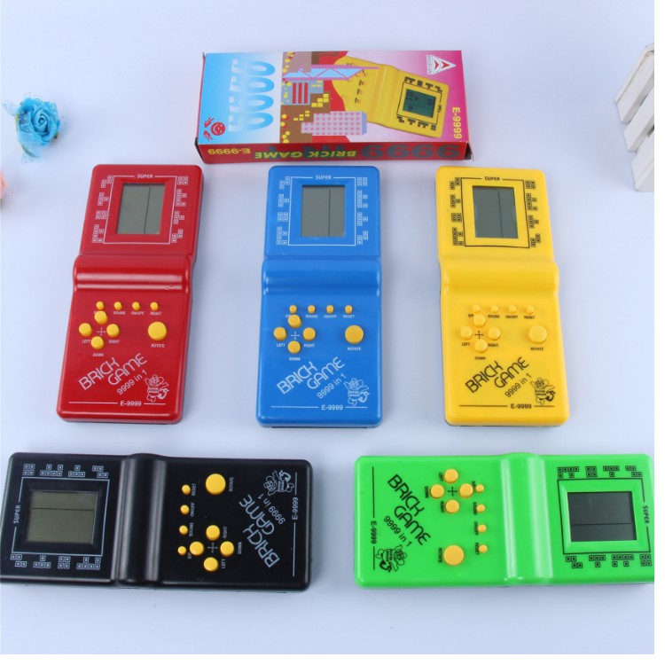 Máy trò chơi điện tử cầm tay model E-999 Brick Game chơi nhiều game đua xe, xếp gạch, bắn gạch, bắn bi