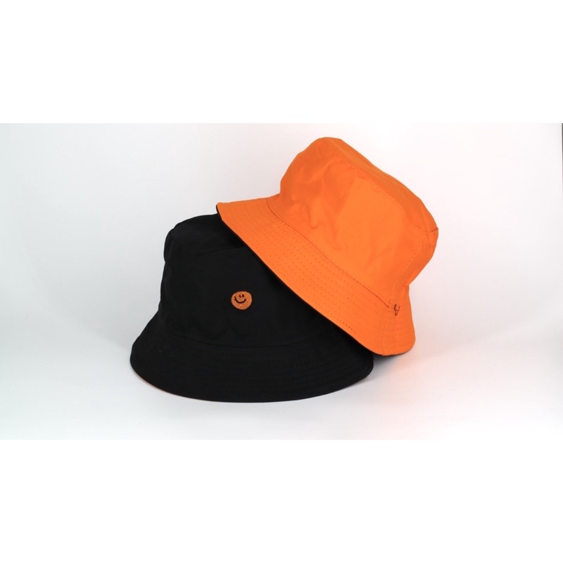 Bucket Smile đội được hai mặt