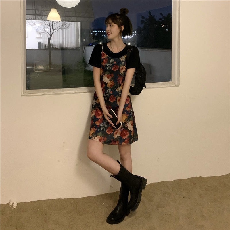 Đầm hai dây họa tiết hoa nhí xinh xắn phong cách retro Hàn Quốc