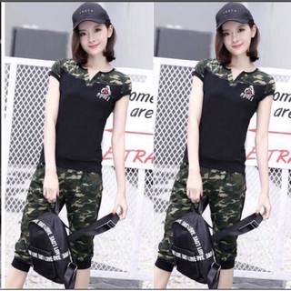 Bộ đồ nữ họa tiết lính