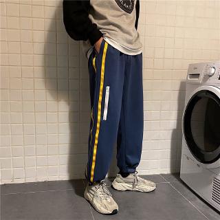 Quần Jogger Nam Sọc Thể Thao Năng Động
