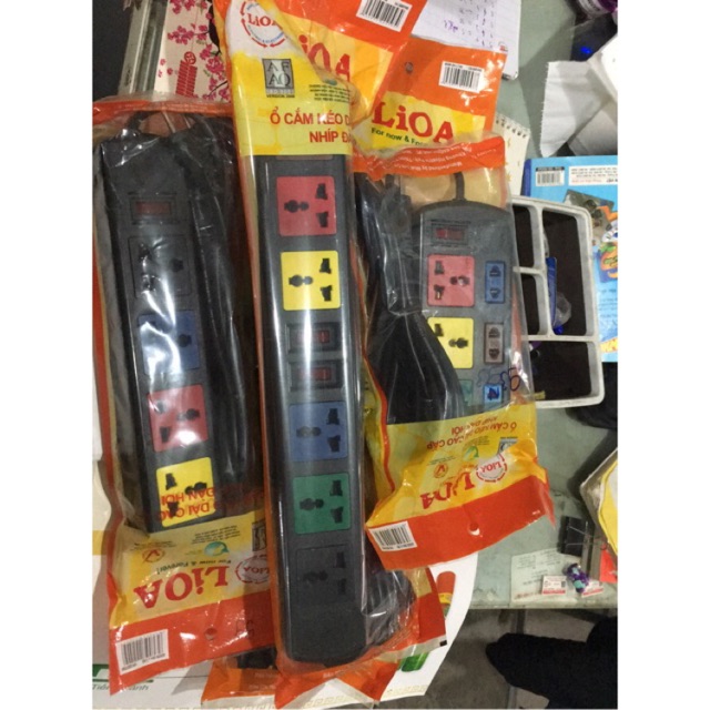 Ổ liền dây lioa