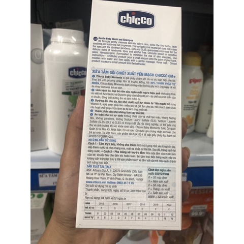 Sữa tắm gội chiết xuất từ hoa cúc/ yến mạch 2in1 cho bé 200ml Chicco Ý