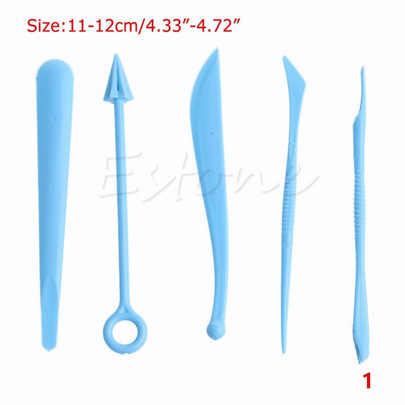 Khuôn và dụng cụ lẻ để chơi cát