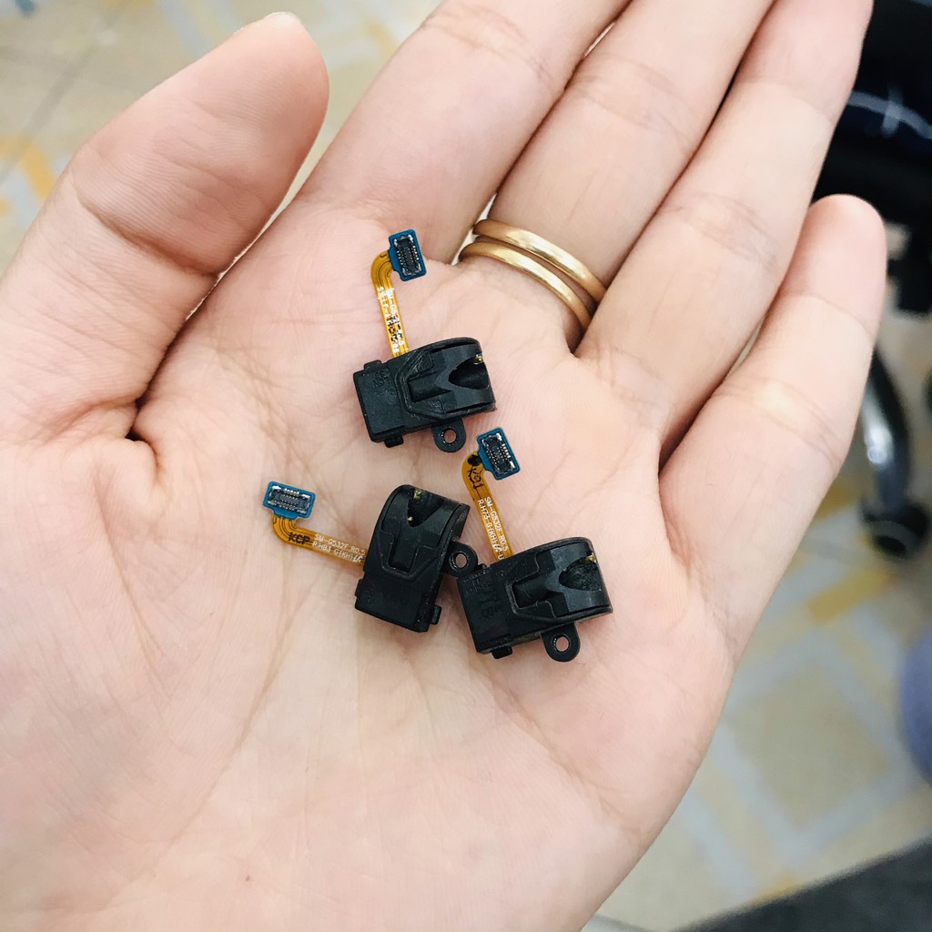 Jack cắm tai nghe / ổ cắm tai nghe Samsung J2 prime ( G532) zin bóc máy , bảo hành lỗi