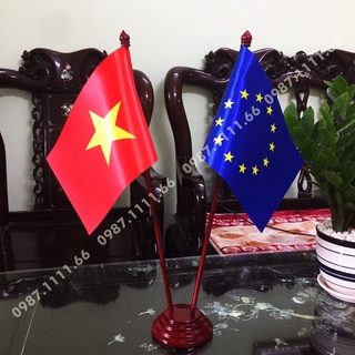 Cờ Để Bàn Đế gỗ Việt Nam - EU