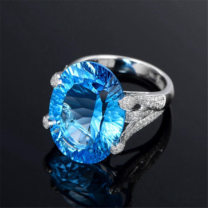 Nữ Của Dát Sapphire Nhẫn