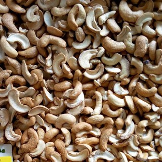 Hạt Điều Bể Sấy Rang Muối Sạch Vỏ Lụa/ Còn Vỏ Lụa 500Gr