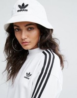 Nón bucket das trắng