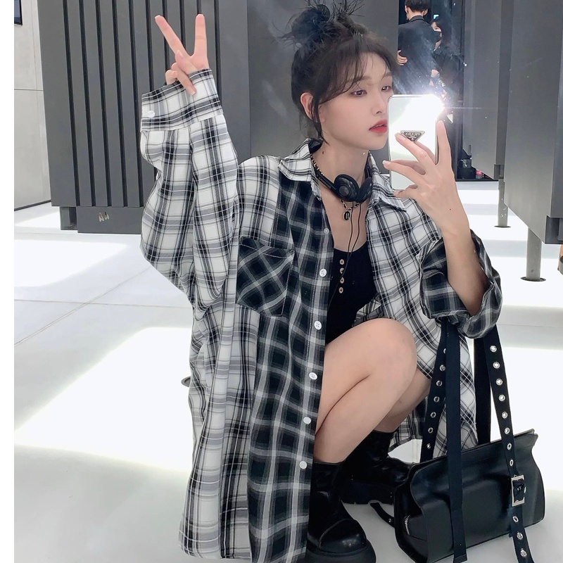 SUXI Áo Khoác Sơ Mi Chống Nắng Dáng Rộng Kẻ Sọc Ca Rô Trắng Đen Kiểu Retro Thời Trang Mùa Thu Cho Nữ