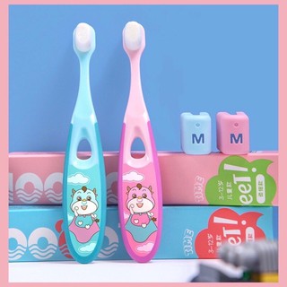 Bàn chải đánh răng cho bé từ 2-12 tuổi với sợi lông to mềm mịn