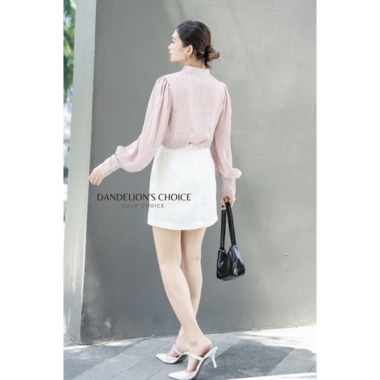 Chân váy đắp chéo tà đơn giản màu trắng có lót quần by Dandelion | BigBuy360 - bigbuy360.vn