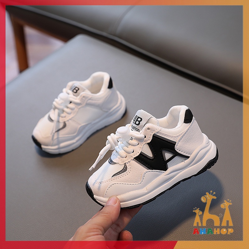 Giày thể thao bé trai bé gái, Giày sneaker dây rút da PU mềm nhẹ phối lưới thoáng khí đế chống trơn trượt cho bé M628