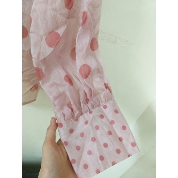 Áo sơmi voan tơ hồng chấm bi size S- M thanh lý