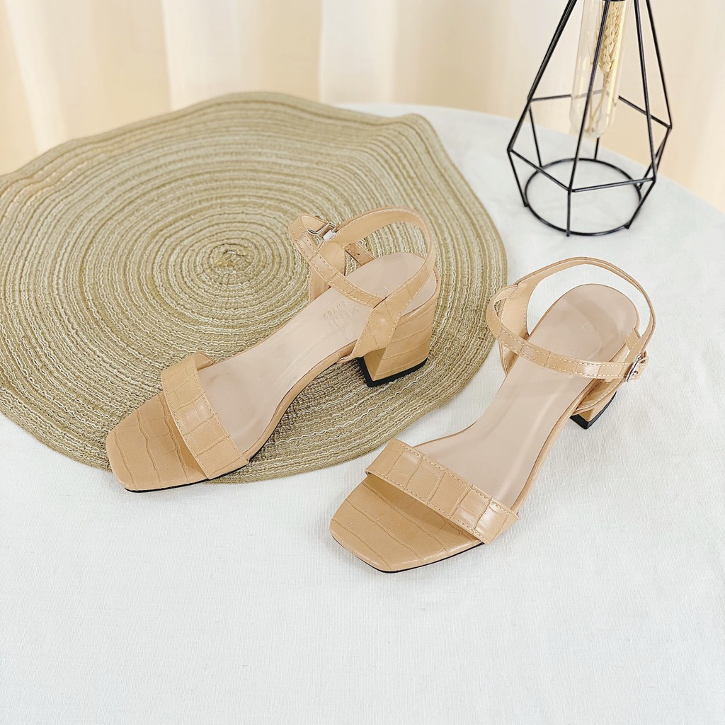 Sandal cao gót nữ GÓT XINH GD22 màu đen quai ngang đế vuông cao 5cm