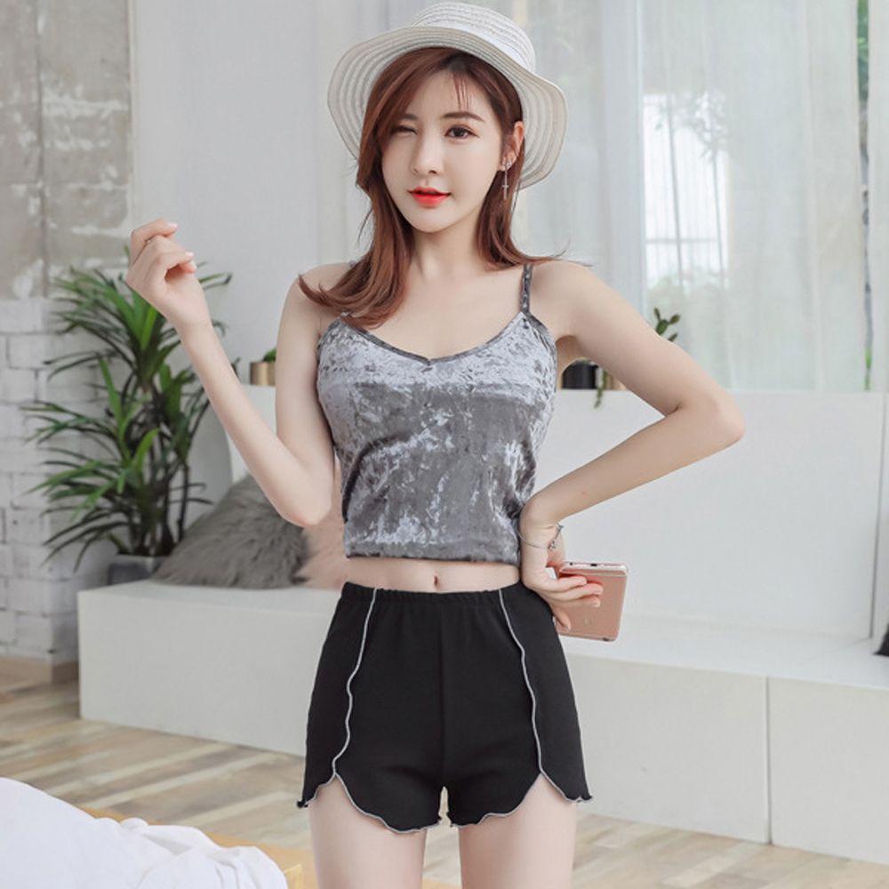Lilyes Quần Lót Cotton Ngắn Lưng Giữa Cỡ Lớn Thoải Mái Màu Đất Viền Bèo Thoáng Khí Cho Nữ