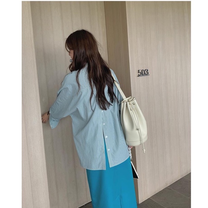 Set Áo Sơ Mi Kẻ Sọc Xanh Dương Phối Chân Váy Xẻ Tà Lưng Cao Thời Trang Hàn Quốc Cá Tính Cho Nữ