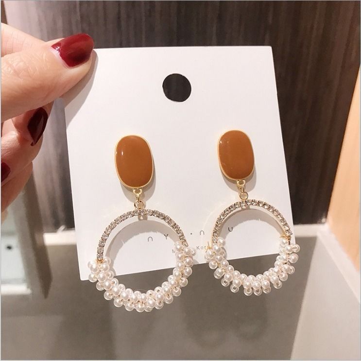Bông tai ngọc trai hai mặt cá tính sáng tạo Hàn Quốc đơn giản dị ứng bông tai bông tuyết đỏ