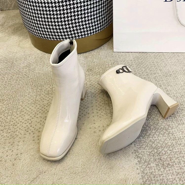 Boot da bóng mũi vuông sang chảnh quá đi