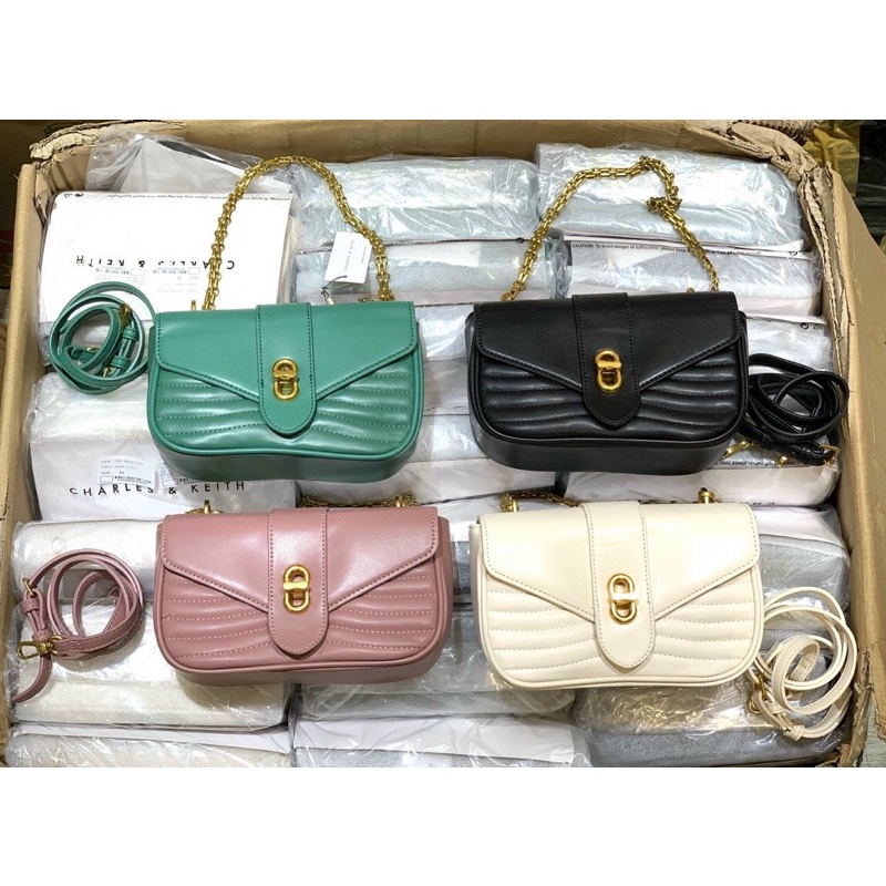 Túi xách nữ chữ C dáng yên ngựa mới nhất đựng vừa điện thoại