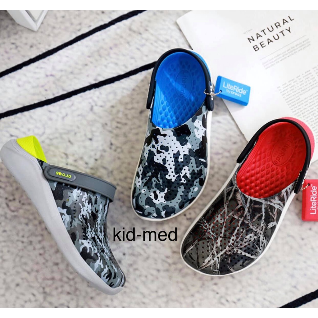 dép cross quai ngang  rằn ri  SUCLIT mẫu mới bán chạy 2022 SHINCR66886 r cross