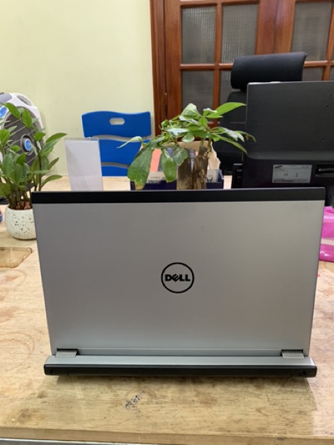 Laptop Dell Latitude 3330 Core i5 3337U, RAM 4GB,SSD128Gb, Intel HD Grapichs 4000,Màn 13.3" máy mỏng đẹp | BigBuy360 - bigbuy360.vn