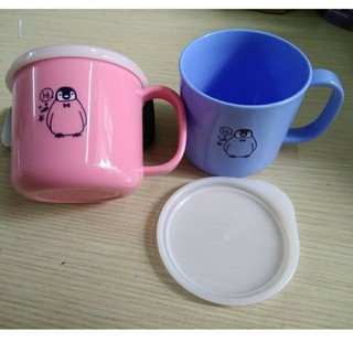 1 Cốc / Ly uống nước cho bé có nắp đậy 200ml - Made in Japan - KBN 4304