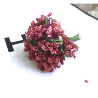 Hoa chùm nhỏ cài tóc cô dâu