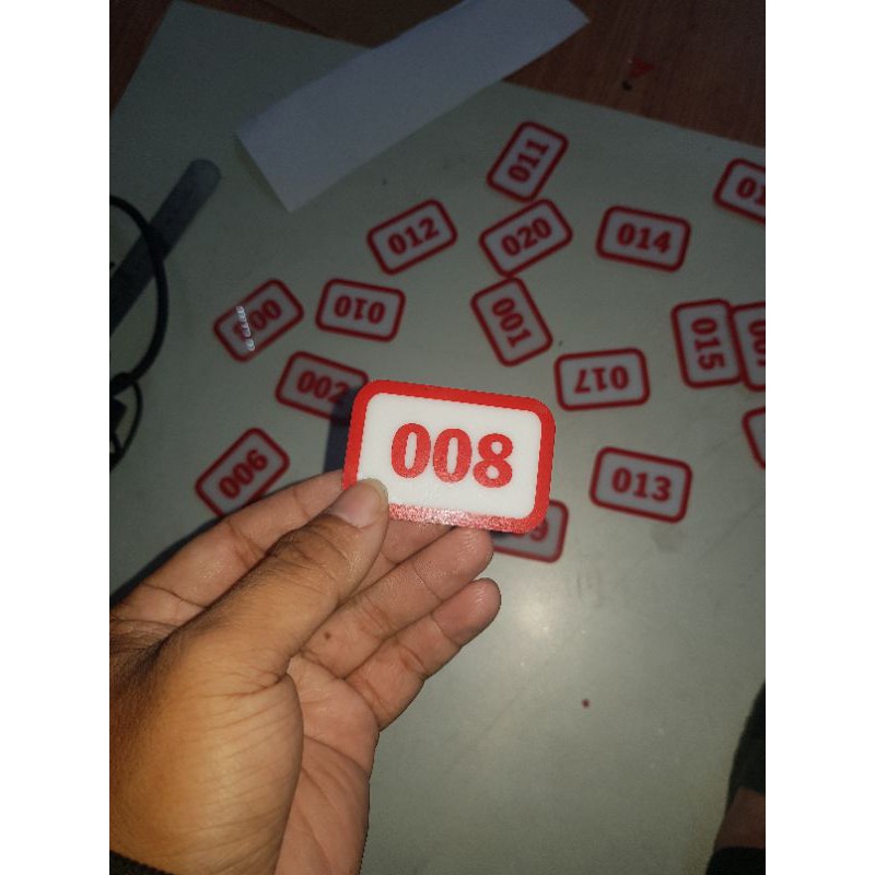 Thẻ giữ xe . thẻ số mica