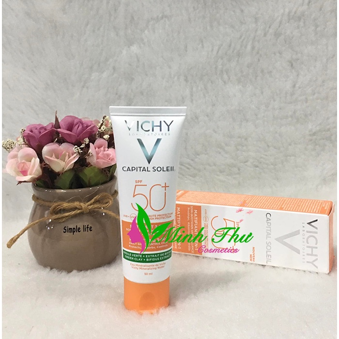 Kem Chống Nắng Vichy Capital Soleil SPF 50 Anti-Ageing 3-in-1 - Chống Nắng Dưỡng Da Kiểm Soát Nhờn