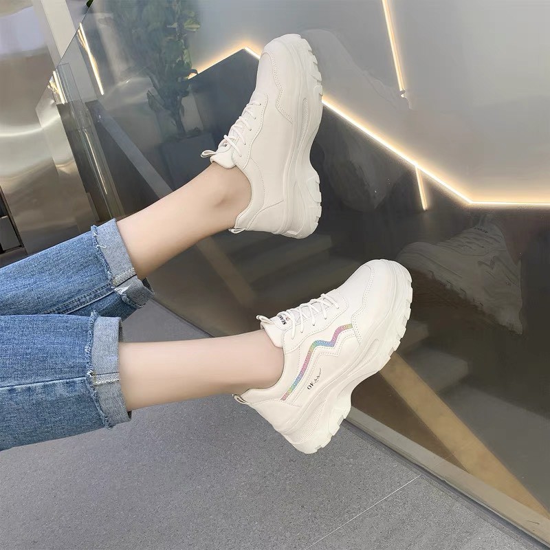 Giày thể thao nữ độn đế vạch sóng K.O - giày sneaker nữ trắng đế cao 7 cm giày ulzzang nữ hàn quốc đẹp giá rẻ 2021 | BigBuy360 - bigbuy360.vn