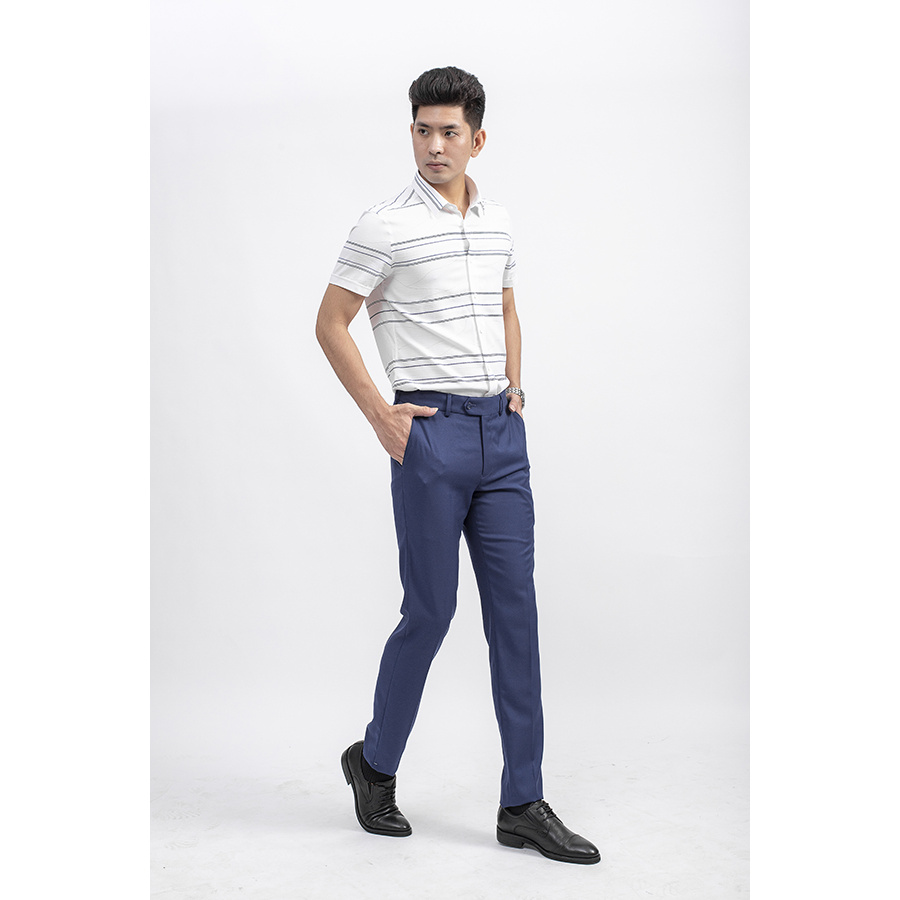 Áo Sơ Mi Nam Ngắn Tay ARISTINO ASS051S9 Somi Công Sở Cao Cấp Màu Trắng kẻ xanh đậm Vải sợi sồi Dáng ôm tà lượn không túi