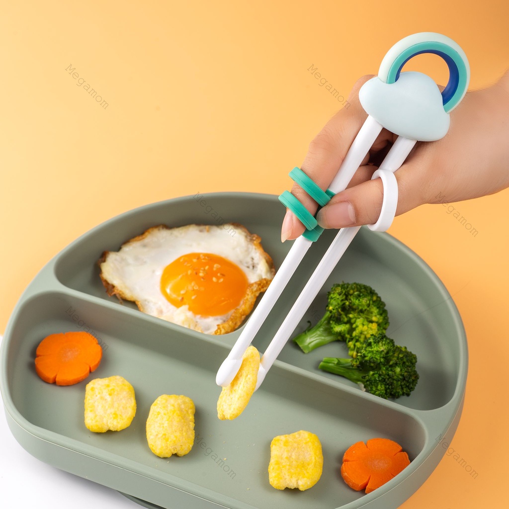 Đũa tập ăn cho bé, đũa cho bé tập gắp xỏ ngón hình gấu cho bé thuận tay phải