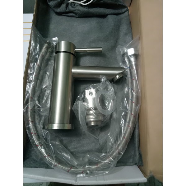 Vòi Rửa Mặt Lavabo, Vòi Lavabo Nóng Lạnh INOX 304 và 2 dây nóng lạnh